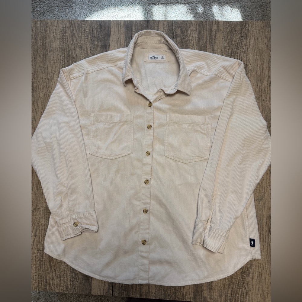 Women’s Cream Button-Up Shirt